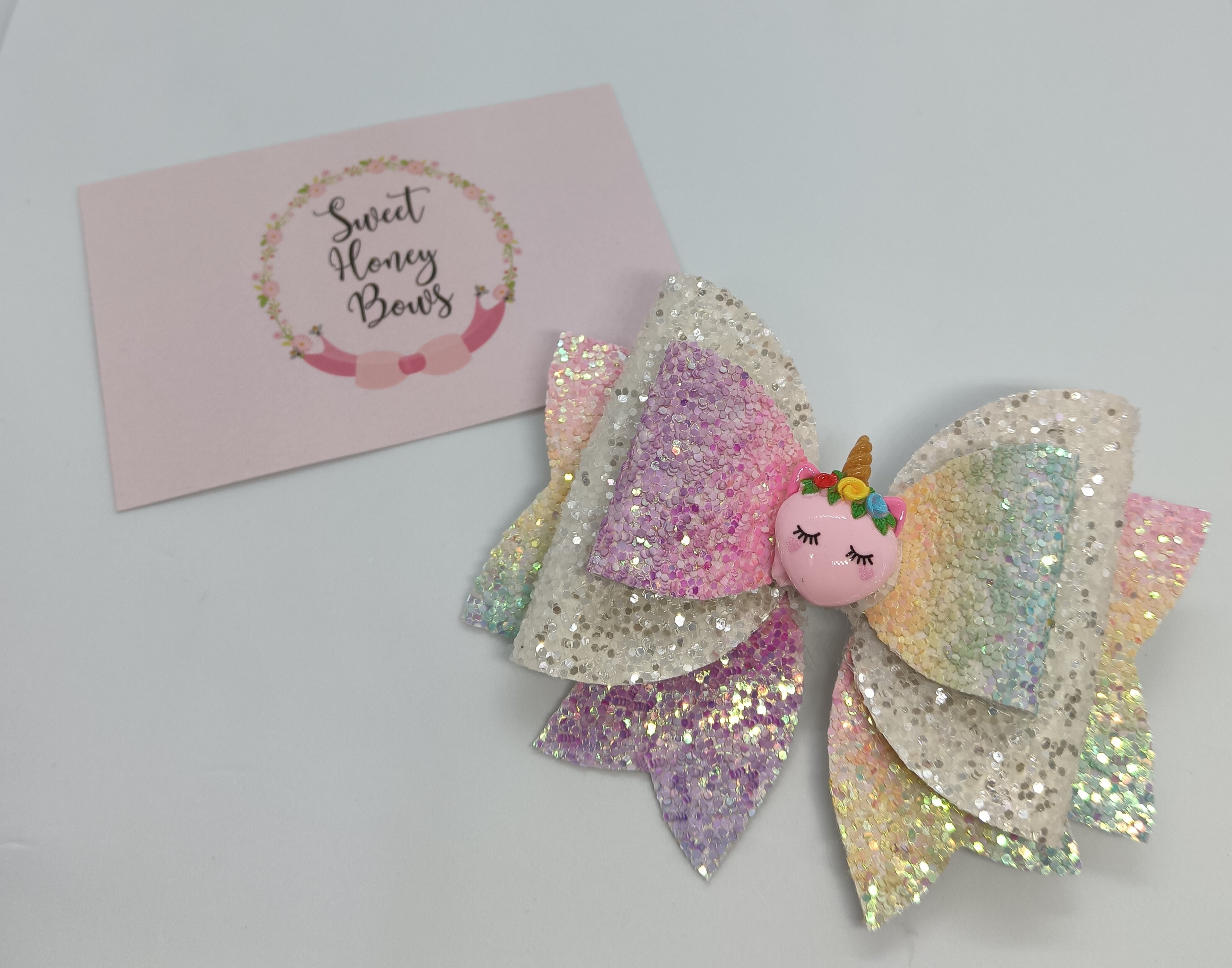 Sleepy Unicorn Bow