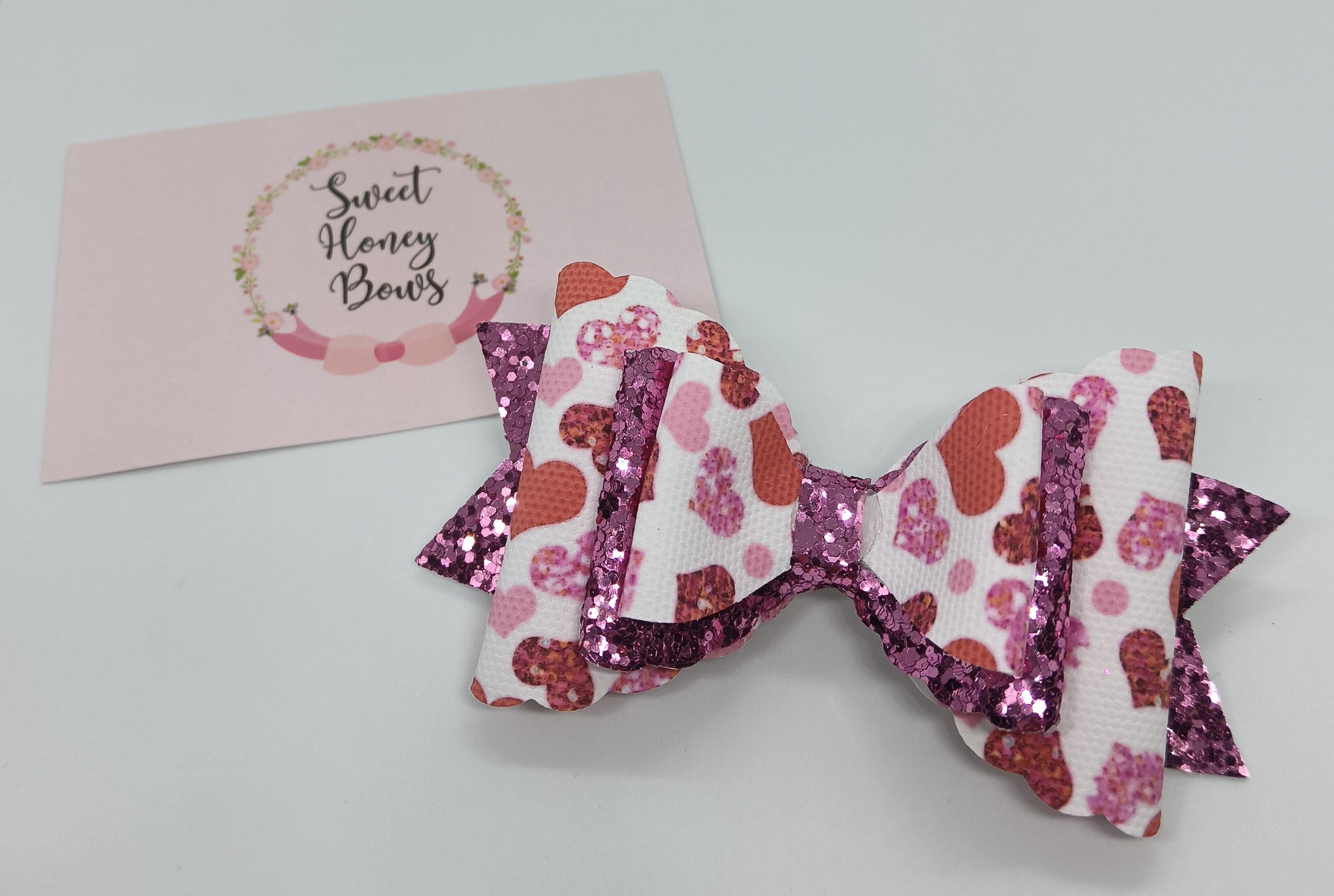 Glitter Hearts Bow