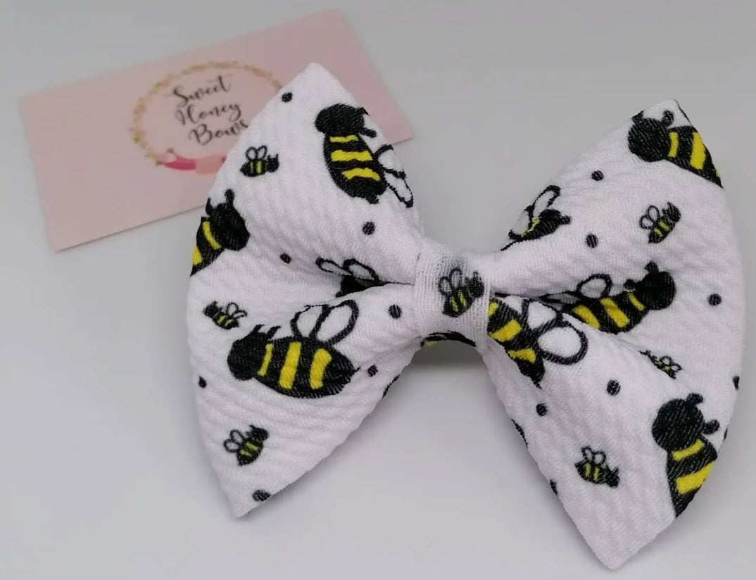 Busy Bee Bow