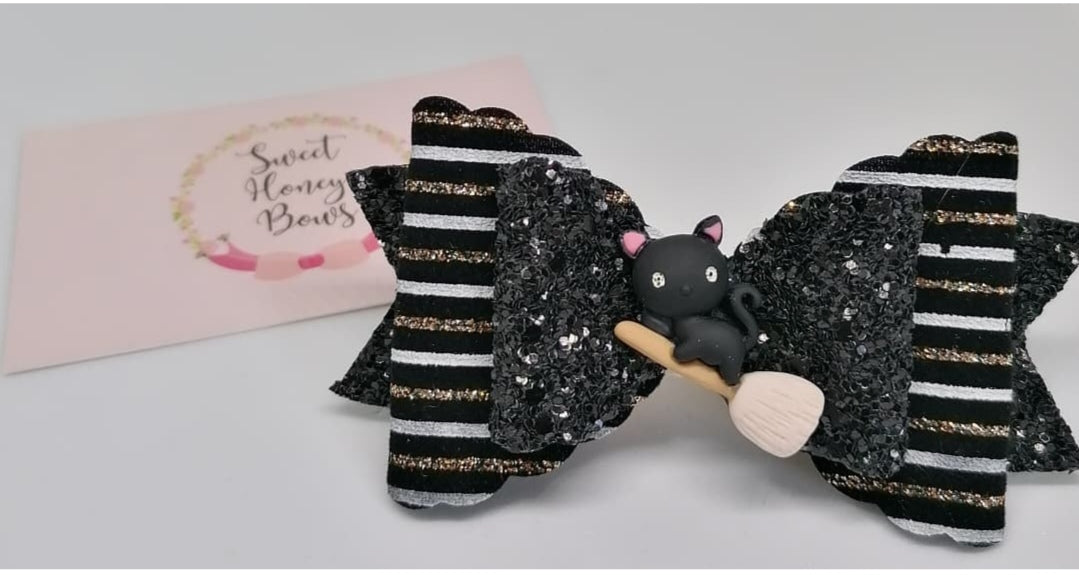 Spooky Cat Bow